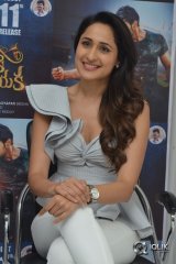 Pragya Jaiswal At Jaya Janaki Nayaka Movie Success Meet